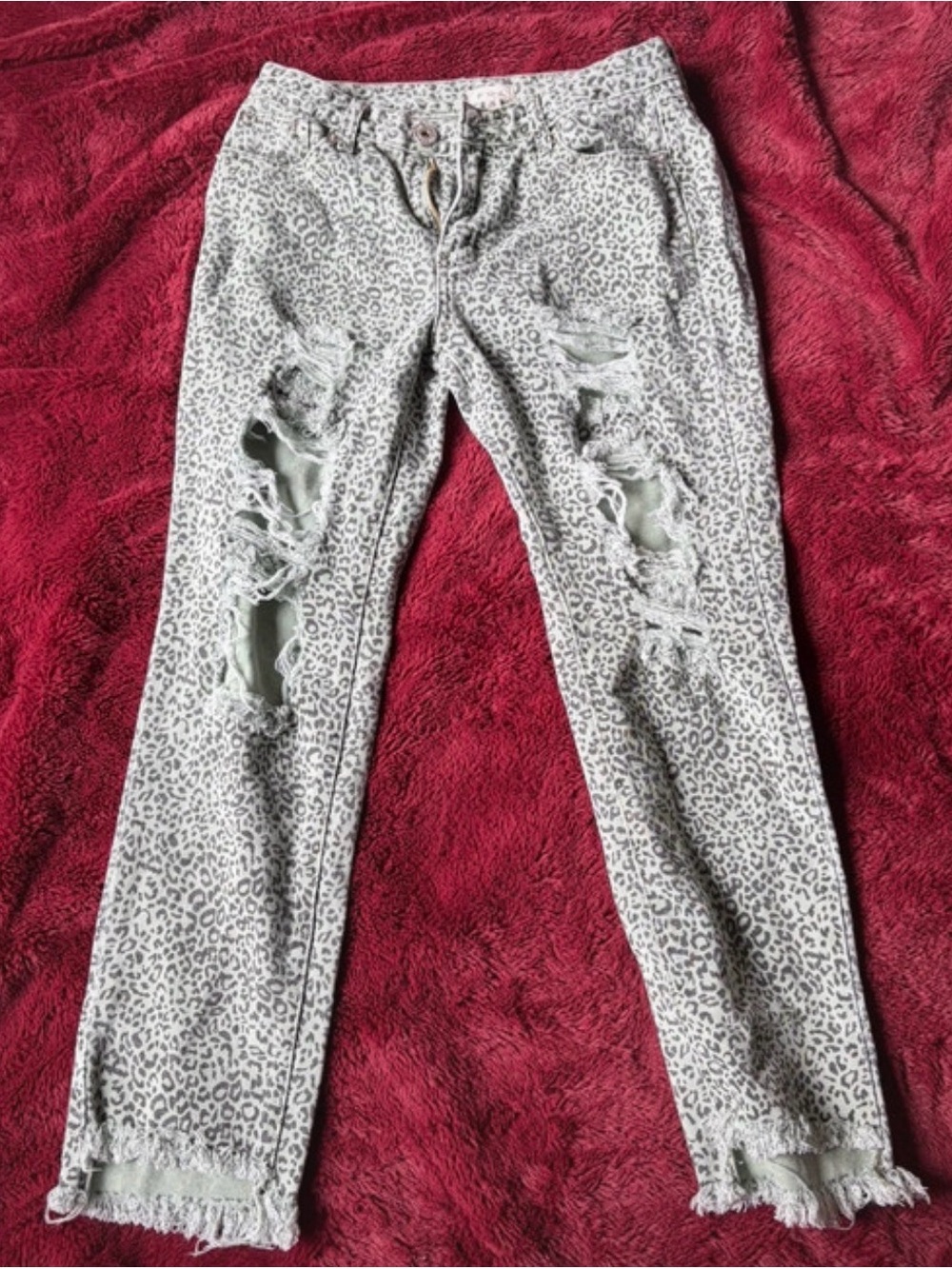 Y2K Style POL Premium Denim Sage Green Leopard Print Jeans/Pants (Size S)